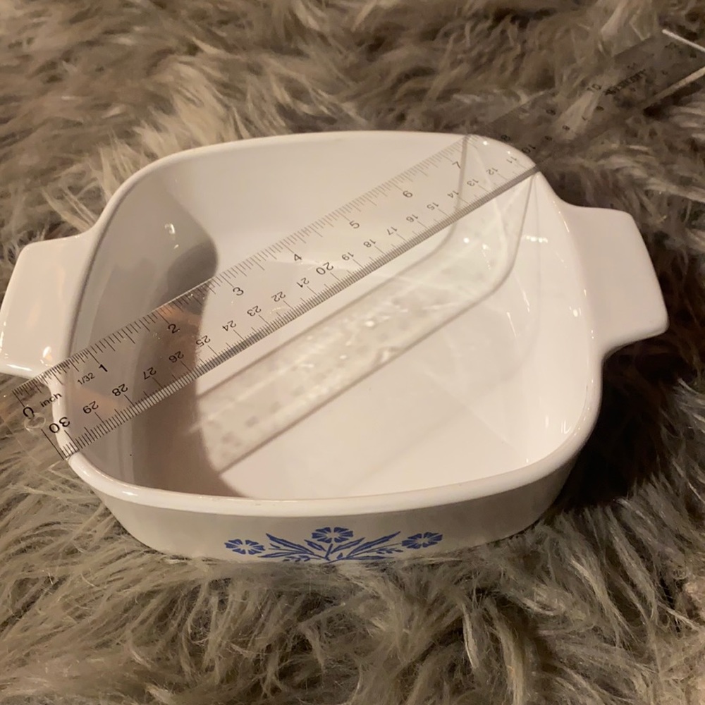 Vintage Corning wear dish